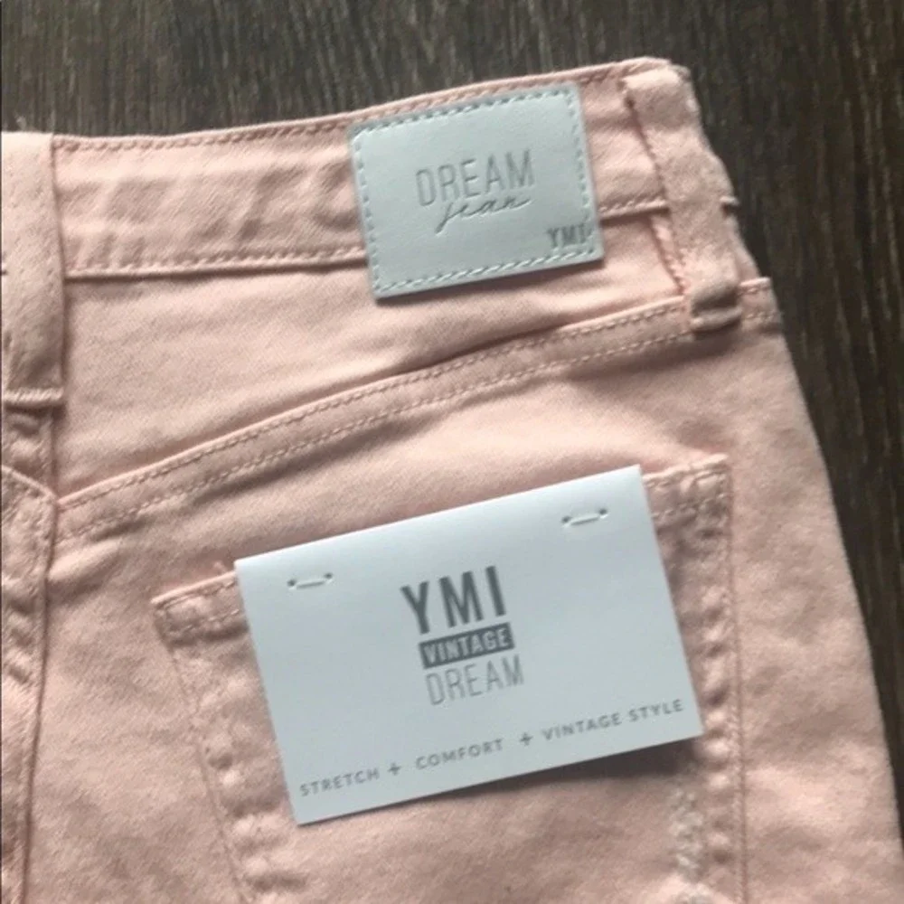SOLD ✨ YMI Dream Vintage Shorts - Picture 9 of 10